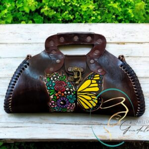 BOLSO MEDIA LUNA MARIPOSA CON FLORES