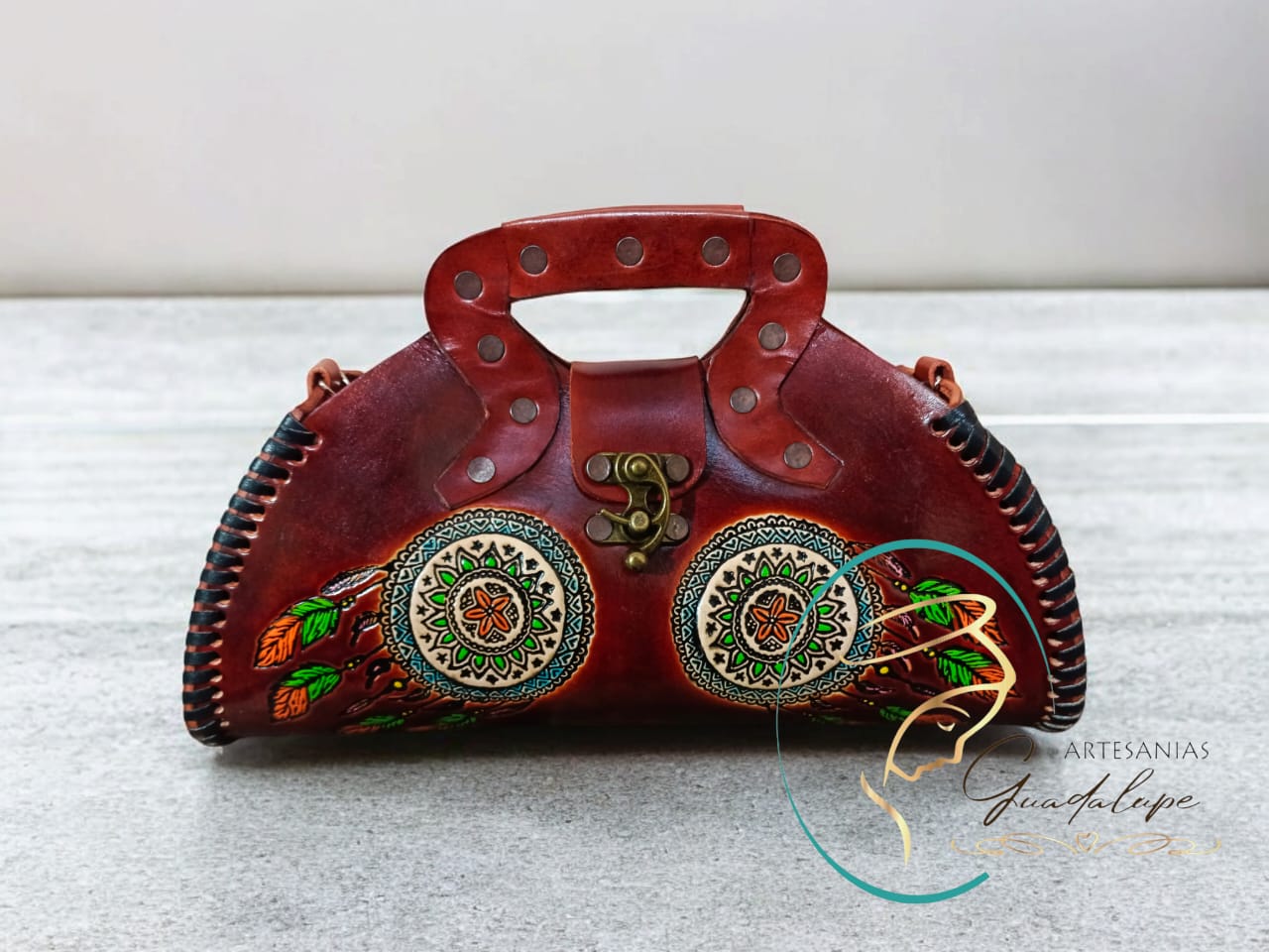 BOLSO MEDIA LUNA ATRAPASUEÑOS